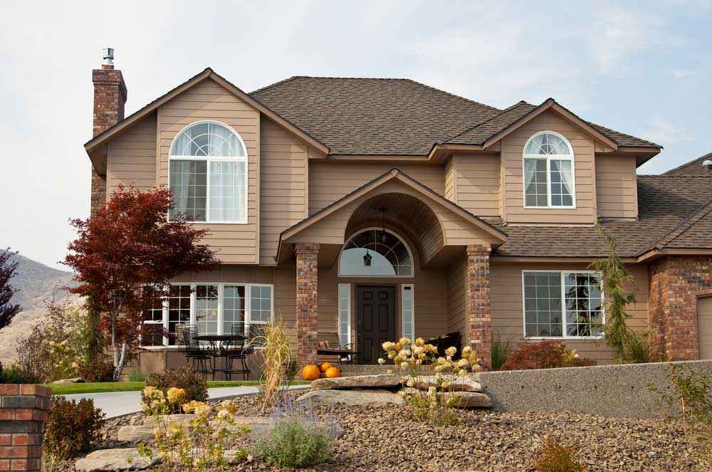 professional roofing contractor in Dayton OH